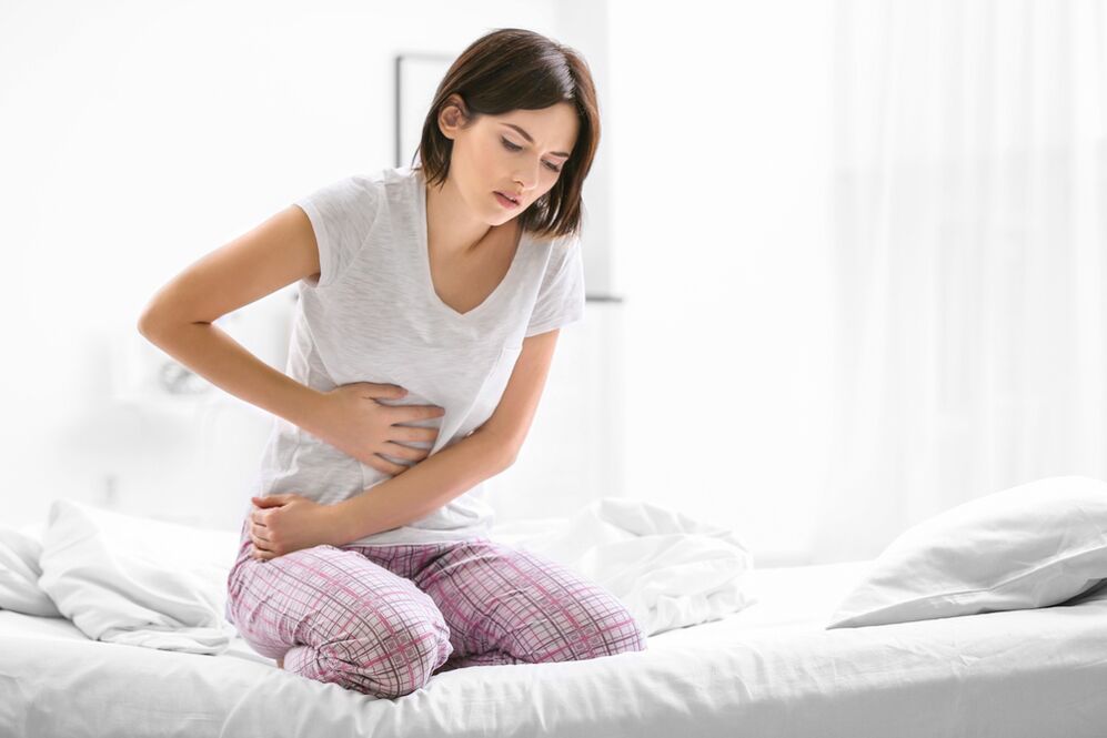 dolor abdominal como síntoma de la presencia de parásitos